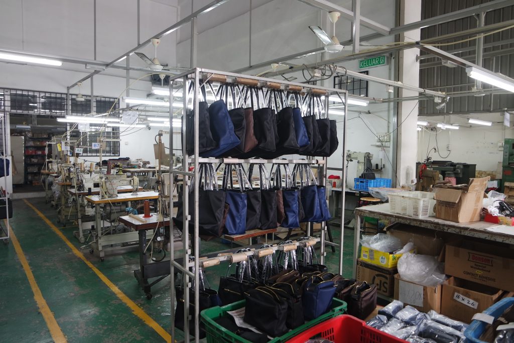 Handbags Finish goods QC